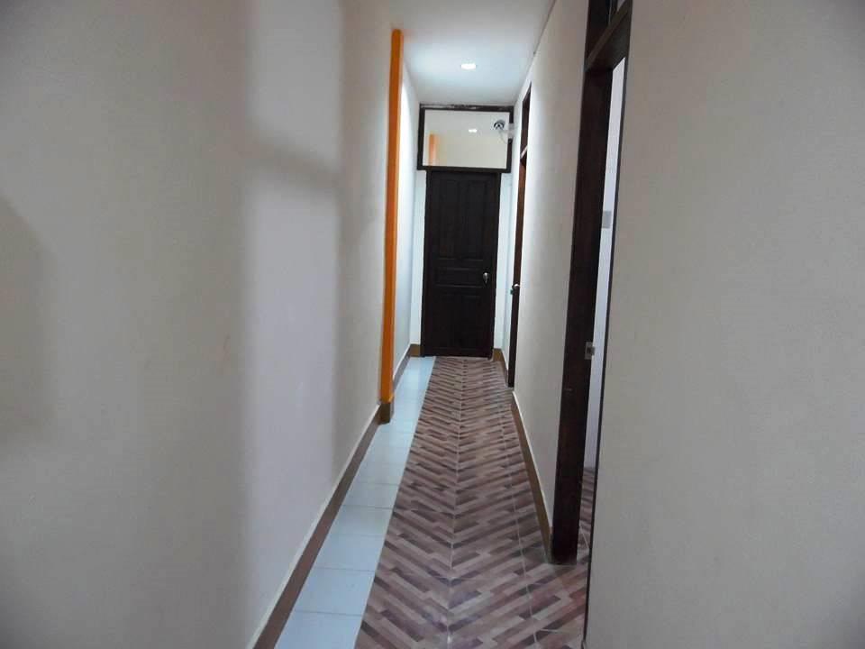 Orange Backpacker Hostel Vientiane Bagian luar foto