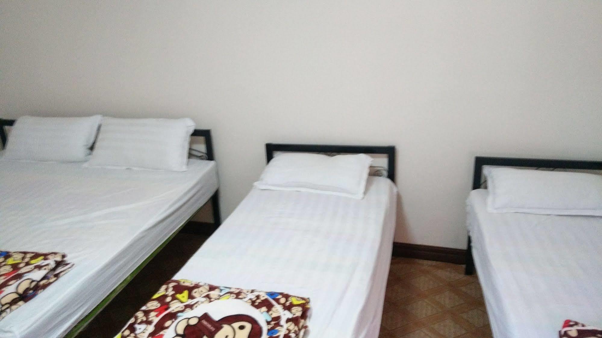 Orange Backpacker Hostel Vientiane Bagian luar foto